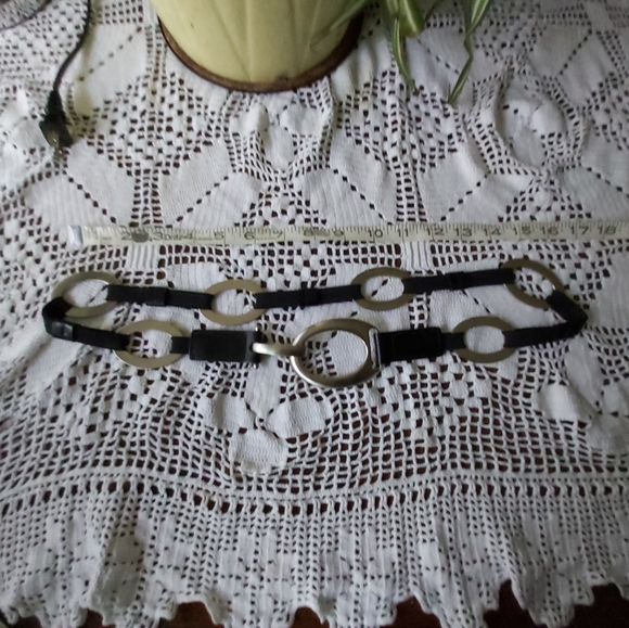 Metal Ring & Elastic Belt - Picture 1 of 2